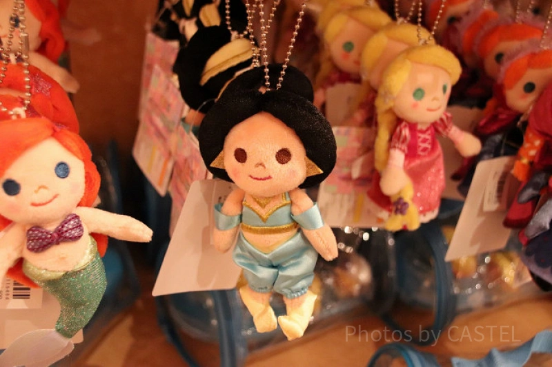 new-its-a-small-world-goods-