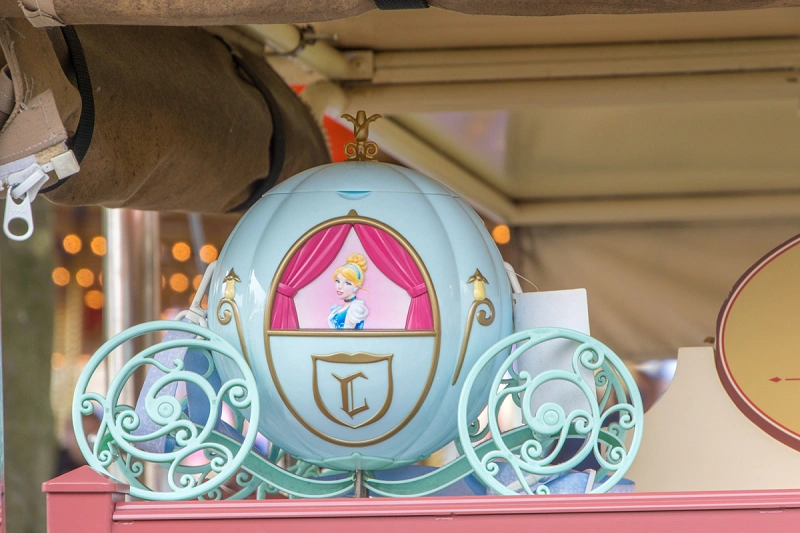 ディズニーの歴代ポップコーンバケットまとめ もう買えないレアなデザインも