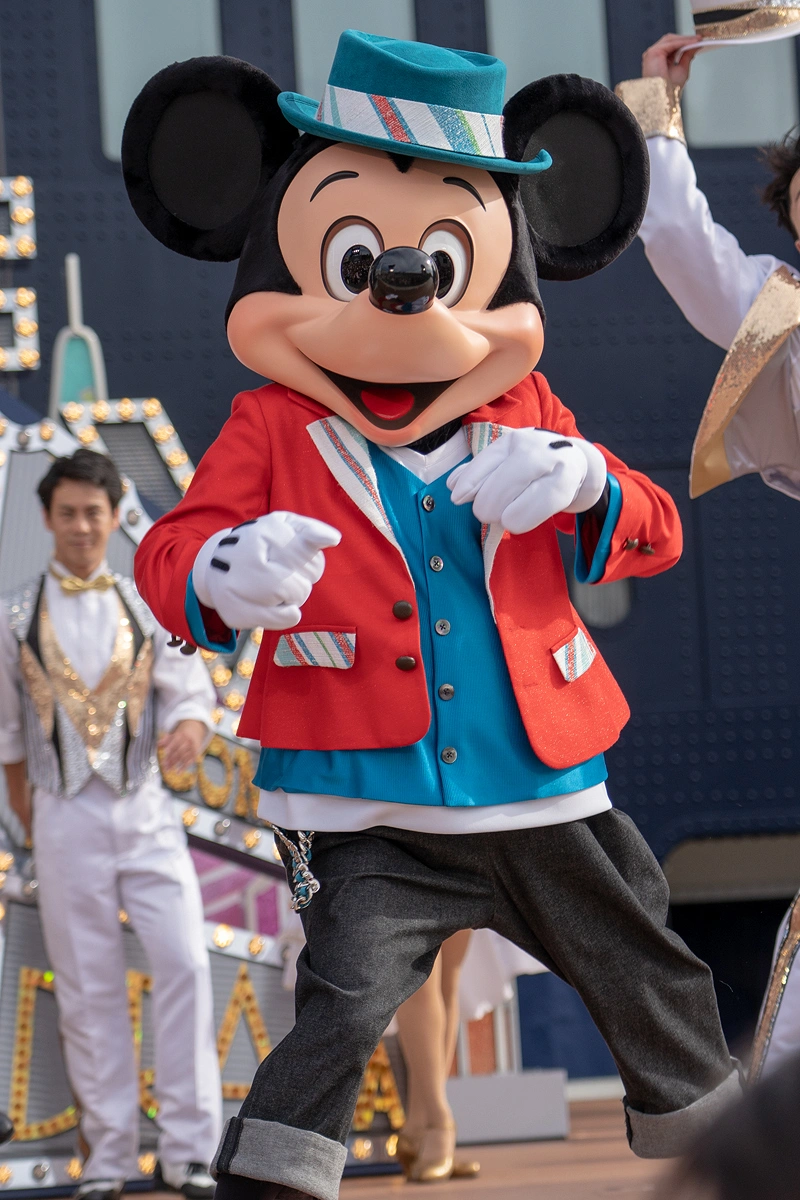 22 夏ディズニーの服装 暑さ対策 持ち物まとめ 熱中症予防と濡れ対策