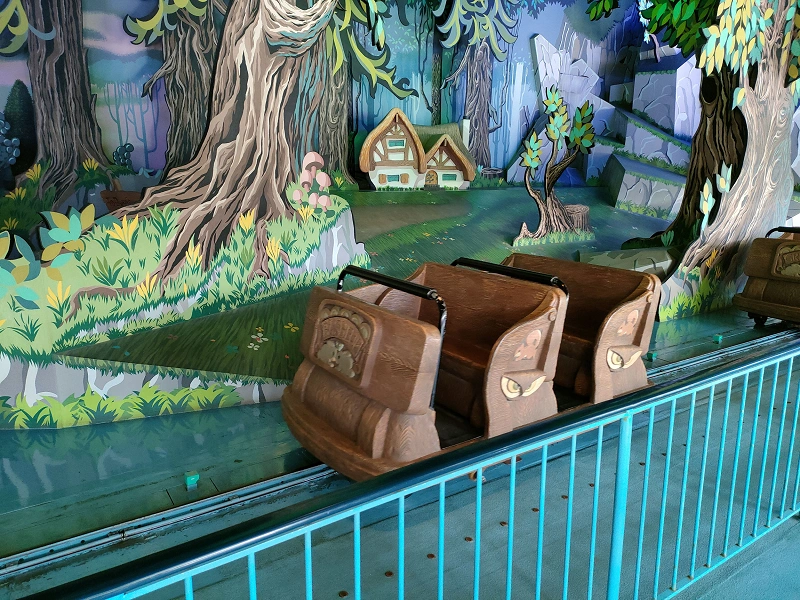 実はディズニーランド1の怖さ 白雪姫と七人のこびと