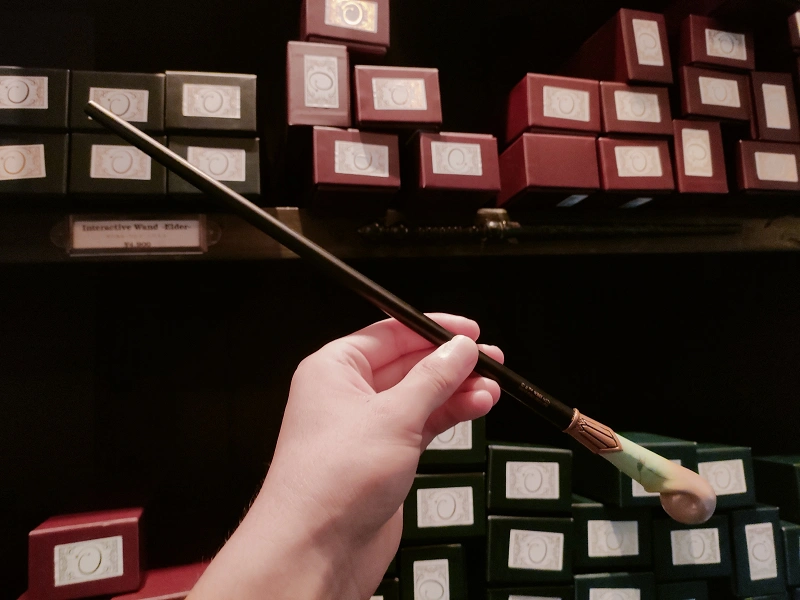 Usj ハリーポッターの杖51種類 オリバンダーの店で買えるキャラクター 誕生月の杖 ファンタビも