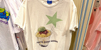 ビッグシルエットリトルグリーンメンシェイブアイスTシャツ| キャステル | CASTEL ディズニー情報