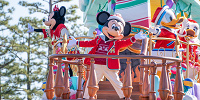 【現地レポ】ディズニークリスマスのグリーティングパレード情報！開催概要＆内容を徹底解説！