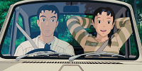 車で談笑するトシオとタエ子| キャステル | CASTEL ディズニー情報