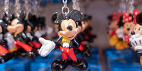 ミッキーフィギュアキーホルダー| キャステル | CASTEL ディズニー情報