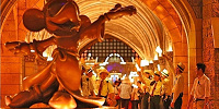 東京ディズニーランドシンデレラ城にてお見送りをするキャストさんたち| キャステル | CASTEL ディズニー情報