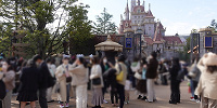 美女と野獣エリアの混雑状況／10:00| キャステル | CASTEL ディズニー情報