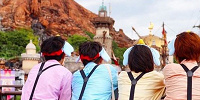 カラーシャツがおしゃれ| キャステル | CASTEL ディズニー情報