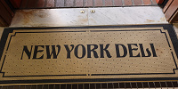 ニューヨーク・デリ：旧デリカテッセンエリア| キャステル | CASTEL ディズニー情報