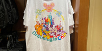 Dreaming in ColorTシャツ（ホワイト）| キャステル | CASTEL ディズニー情報
