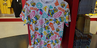 ミニオン総柄Tシャツ| キャステル | CASTEL ディズニー情報