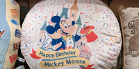 クッション（ミッキー誕生日グッズ2022）| キャステル | CASTEL ディズニー情報