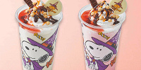 USJ秋フード：ハロウィーン・スヌーピー・シェイク バニラ （左）とハロウィーン・スヌーピー・シェイク　ストロベリー（右）| キャステル | CASTEL ディズニー情報