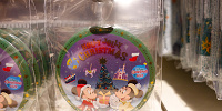 ディズニークリスマスグッズ2022：缶バッジ| キャステル | CASTEL ディズニー情報