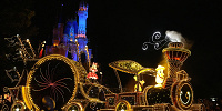 東京ディズニーランド・エレクトリカルパレード・ドリームライツ| キャステル | CASTEL ディズニー情報