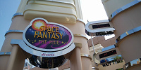 USJアトラクション：スペースファンタジーザライド看板／USJ| キャステル | CASTEL ディズニー情報