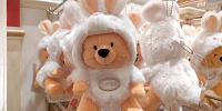 ディズニーお正月グッズ：うさぎプーさんぬいぐるみバッジ| キャステル | CASTEL ディズニー情報