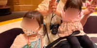安定して座れる場合のみ膝上でも乗車が可能です| キャステル | CASTEL ディズニー情報