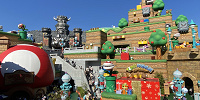 マリオエリア内にもクリスマス装飾が登場！| キャステル | CASTEL ディズニー情報