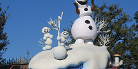 オラフとスノーギースのフロート| キャステル | CASTEL ディズニー情報