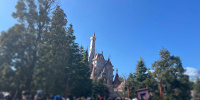 ディズニーランド混雑状況の現地レポート：美女と野獣エリアはNO１大混雑エリア| キャステル | CASTEL ディズニー情報