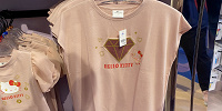 ハローキティのTシャツ| キャステル | CASTEL ディズニー情報