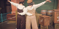 これぞぴったりな双子コーデ| キャステル | CASTEL ディズニー情報