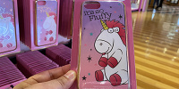 USJグッズ/ユニコーンのフラッフィ/iPhoneケース| キャステル | CASTEL ディズニー情報