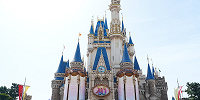 ディズニー40周年のフォトスポットまとめ！ガーランドや40周年ロゴが可愛いフォトスポットがたくさん！