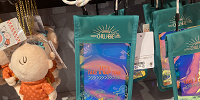 USJスヌーピー夏グッズ/スマホポーチ| キャステル | CASTEL ディズニー情報