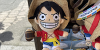 ルフィぬいぐるみキーチェーン（USJワンピースグッズ）| キャステル | CASTEL ディズニー情報