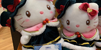 USJ2023冬グッズ/ハローキティのぬいぐるみ| キャステル | CASTEL ディズニー情報