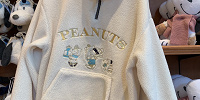 スヌーピーボアハーフジップトレーナー（USJクリスマスグッズ2023）| キャステル | CASTEL ディズニー情報