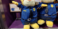 上海ディズニーズートピアグッズ：クロウハウザー巡査のぬいぐるみ| キャステル | CASTEL ディズニー情報