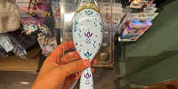 香港ディズニーアナ雪グッズ：アレンデールデザインのくし| キャステル | CASTEL ディズニー情報