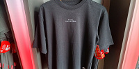 香港ディズニーマーベルグッズ：アイアンマンのTシャツ（黒）| キャステル | CASTEL ディズニー情報