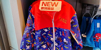 香港ディズニーマーベルグッズ：スパイディのウインドブレーカー| キャステル | CASTEL ディズニー情報
