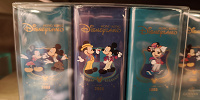 香港ディズニー20周年「Since 2005」グッズ：GODIVAコラボチョコレートセット| キャステル | CASTEL ディズニー情報