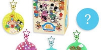 キーチェーンセット(ディズニーランド43周年グッズ)| キャステル | CASTEL ディズニー情報