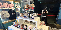 イルミネーション・シアター・ストアの店内| キャステル | CASTEL ディズニー情報