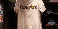アナハイムディズニー服：キャラモチーフディズニーランドロゴTシャツ| キャステル | CASTEL ディズニー情報