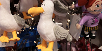 カモメのぬいぐるみバッジ| キャステル | CASTEL ディズニー情報