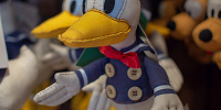 ドナルドぬいぐるみチャーム| キャステル | CASTEL ディズニー情報