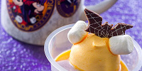 パンプキンプリン（スーベニアカップ付き）| キャステル | CASTEL ディズニー情報