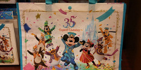 【8/1発売】ディズニー35周年グッズ6選！実写デザインのジグソーパズル＆ショッピングバッグが登場！