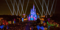 「セレブレイト東京ディズニーランド」はどんなショー？| キャステル | CASTEL ディズニー情報