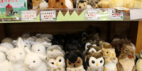 マザー牧場のショップで売られているぬいぐるみ| キャステル | CASTEL ディズニー情報