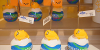 ぐでたま×USJ　写真スタンド| キャステル | CASTEL ディズニー情報