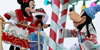 ディズニークリスマスのパレード| キャステル | CASTEL ディズニー情報