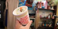 ソフトクリーム（カップヌードルカレー）| キャステル | CASTEL ディズニー情報